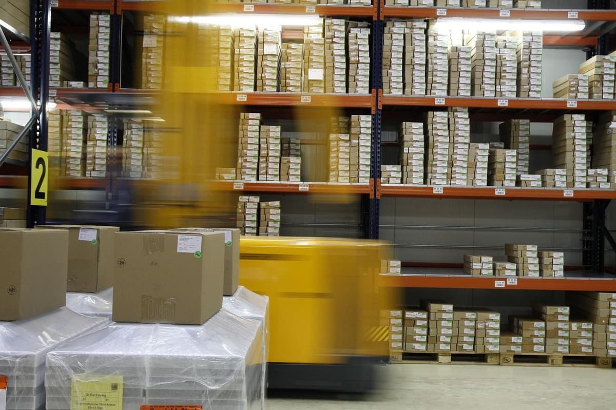 Full Flap Bottom vs Partial Flap Bottom Bulk Boxes 